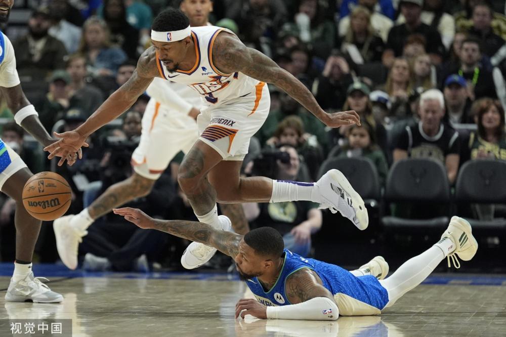 坚持不懈的 坚持不懈的