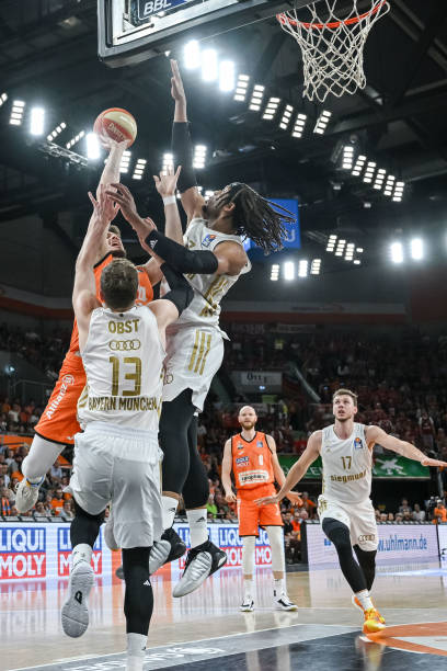 令人意外的 令人意外的