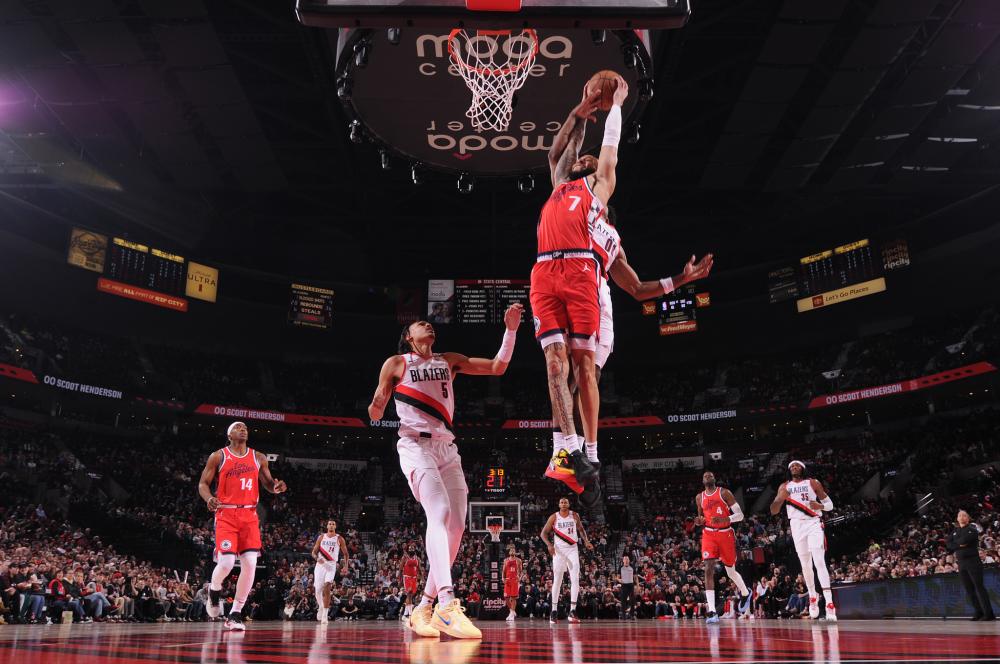 也凸显出球 也凸显出球