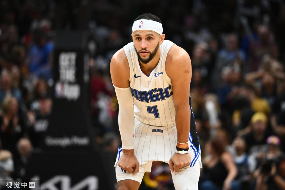 作为一个坚 作为一个坚