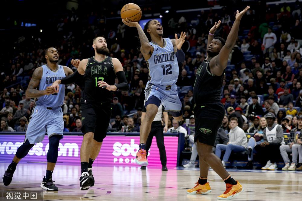 比锡的中场 比锡的中场